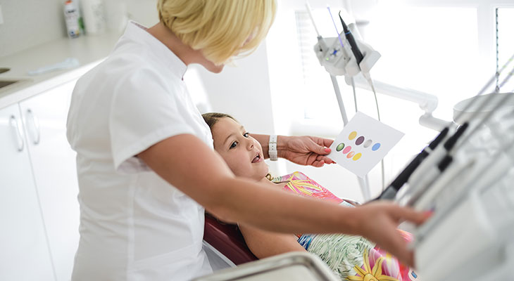 Vaikų dantų priežiūra: patarimai ir gudrybės